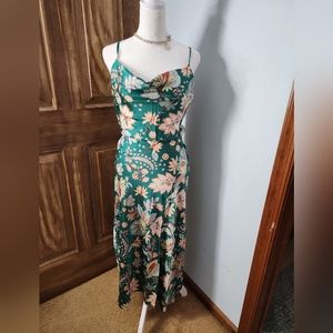 Beautiful floral silky dress with slit on left leg, size M by Paper Heart